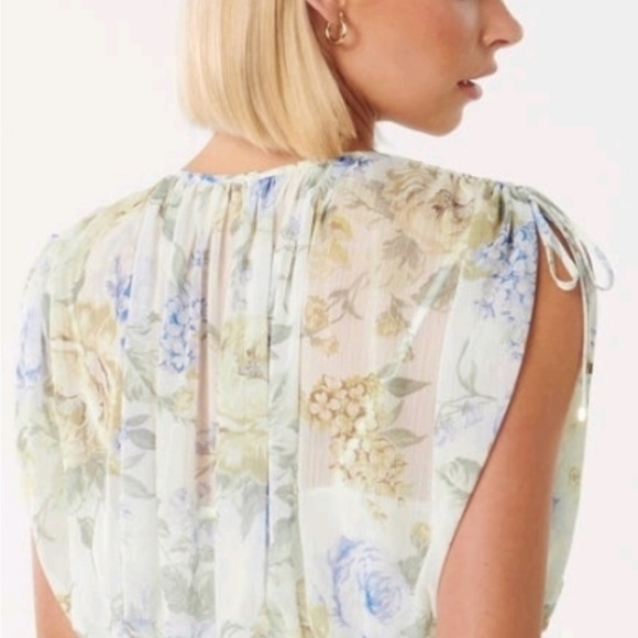 🔥🆕🔥 (size 2) EVER NEW Melbourne Eden Ruched Waist Sleeveless Blouse - Picture 2 of 4